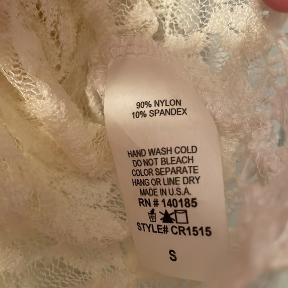 Chico’s All lace Cropped Dainty Shirt. Size Small EUC - Picture 8 of 8